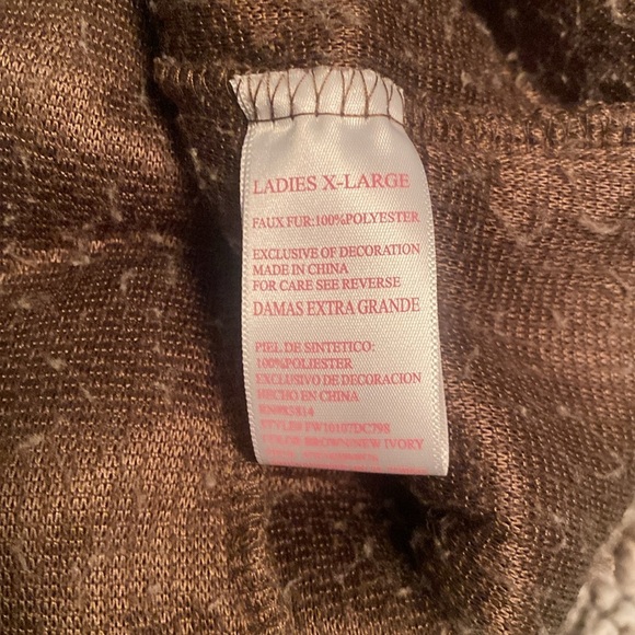 Fleece Pullover - Picture 4 of 4